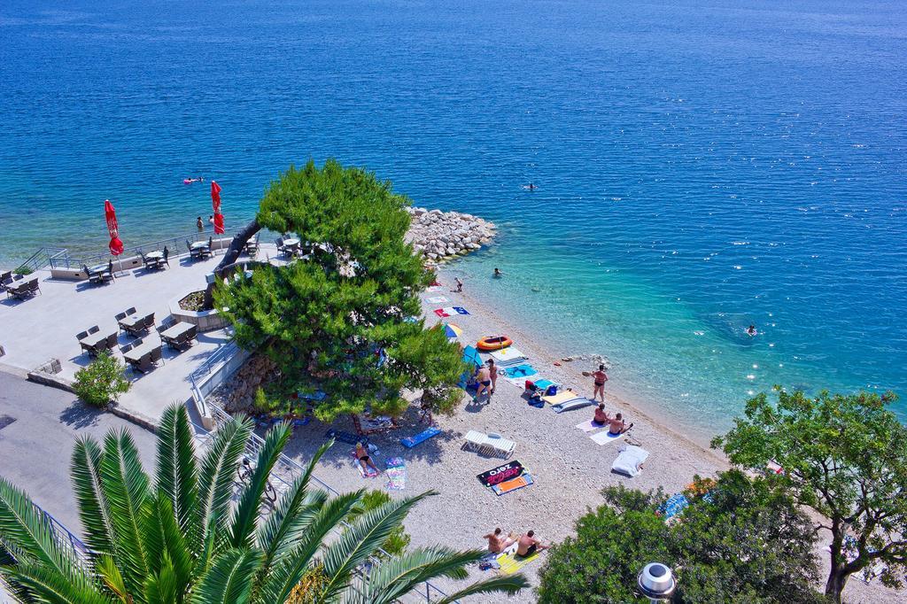 Hotel Sirena Podgora Exterior photo